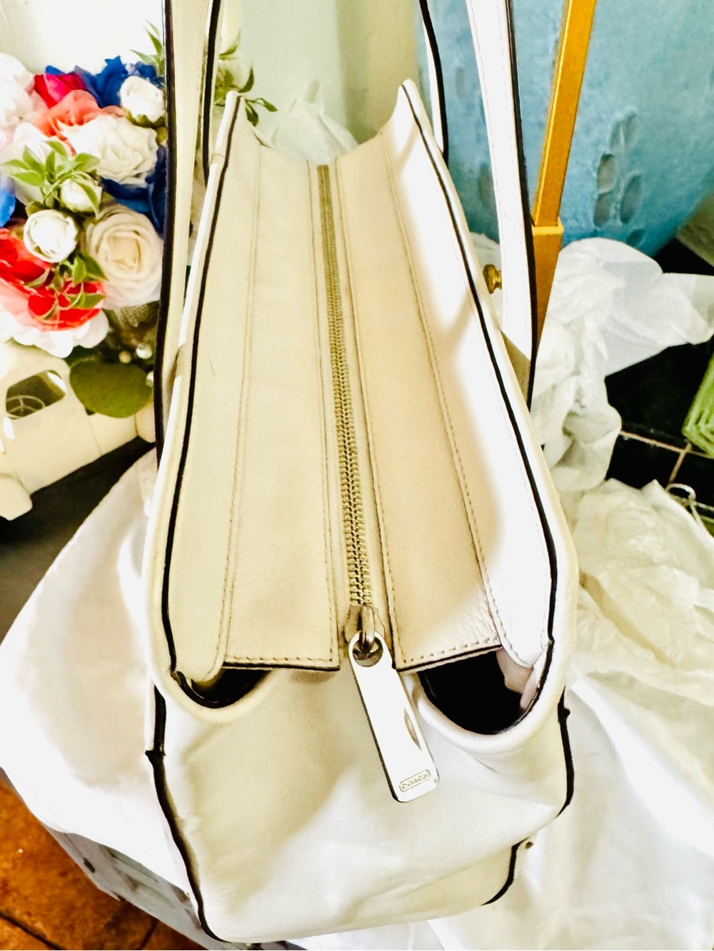 COACH Taylor Eyelet Chalk Leather Tote Satchel 2014 - #27391 - GUC - Picture 8 of 16
